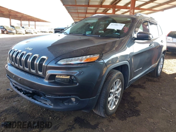 2017 Jeep Cherokee Latitude z VIN 1C4PJLCS2HW572478, wystawiony jako IAAI lot #41200772 z przebiegiem 71 879 mil mil oraz . Historia ofert i sprzedaży dostępna na DreamBid. Obrazek 17.