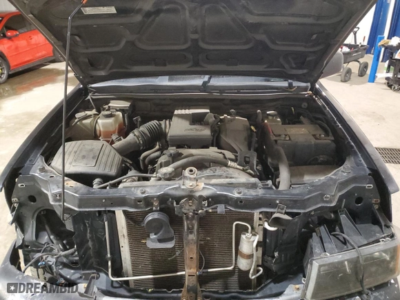 2008 Chevrolet Colorado LT w/1LT with VIN 1GCDT13EX88119077, listed as a Copart auction lot 88461335 with 201,477 mi miles and Salvage Title. Bid and sale history available at carsss.com. Image 11.