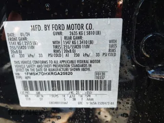 2024 Ford Explorer XLT with VIN 1FMSK7DHXRGA20820, listed as a IAAI auction lot 41034066 with 4,407 mi miles and . Bid and sale history available at DreamBid. Image 9.
