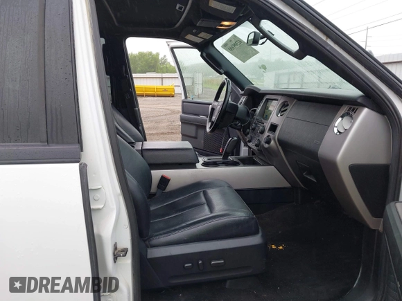 2017 Ford Expedition Max XLT with VIN 1FMJK1JT5HEA58063, listed as a IAAI auction lot 42309300 with 172,505 mi miles and . Bid and sale history available at DreamBid. Image 5.