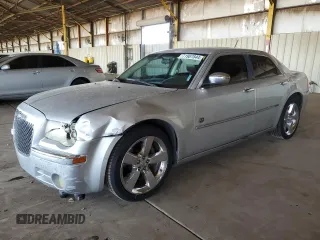 2008 Chrysler 300 Touring with VIN 2C3KA53G08H329529, listed as a Copart auction lot 71987844 with 178,929 mi miles and Salvage Title. Bid and sale history available at carsss.com. Image 1.