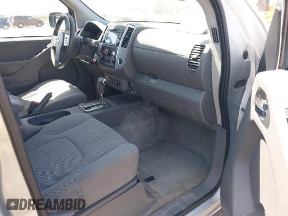 2017 Nissan Frontier SV with VIN 1N6AD0ER8HN745719, listed as a IAAI auction lot 42178510 with 154,927 mi miles and . Bid and sale history available at DreamBid. Image 5.