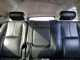 2007 Chevrolet Suburban LT with VIN 1GNFC16087R251053, listed as a Copart auction lot 47995345 with 230,568 mi miles and Salvage Title. Bid and sale history available at carsss.com. Image 10.