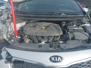 2016 Kia Forte LX with VIN KNAFK4A66G5585773, listed as a IAAI auction lot 41086399 with 1 mi miles. Bid and sale history available at carsss.com. Image 10.
