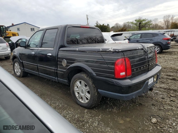 2002 Lincoln Blackwood with VIN 5LTEW05A22KJ02166, listed as a Copart auction lot 52028735 with 159,263 mi miles and Clean Title. Bid and sale history available at carsss.com. Image 2.