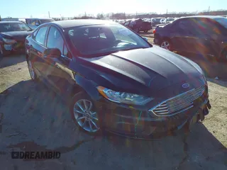 2017 Ford Fusion SE with VIN 3FA6P0H72HR396344, listed as a IAAI auction lot 41460068 with 56,502 mi miles. Bid and sale history available at carsss.com. Image 1.