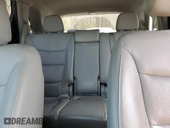 2011 Kia Sorento SX with VIN 5XYKWDA2XBG119038, listed as a Copart auction lot 50416895 with Not Provided miles and Salvage Title. Bid and sale history available at carsss.com. Image 10.