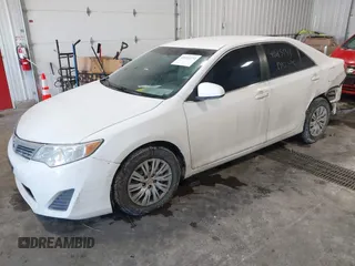 2014 Toyota Camry L with VIN 4T1BF1FK4EU763009, listed as a IAAI auction lot 41615134 with 165,293 mi miles and . Bid and sale history available at carsss.com. Image 2.