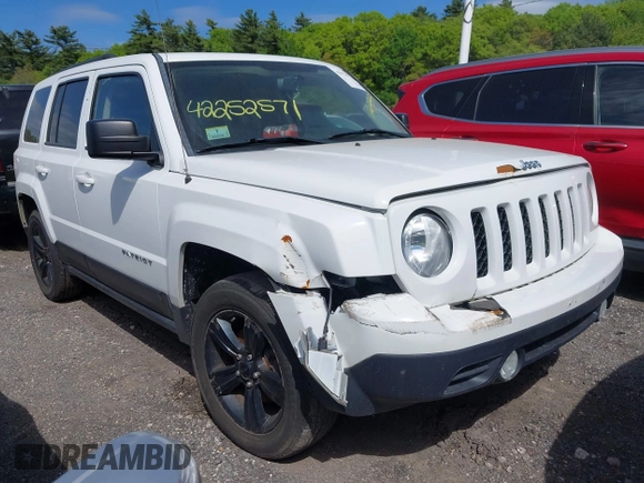 2015 Jeep Patriot Latitude with VIN 1C4NJRFB4FD394829, listed as a IAAI auction lot 42252571 with 113,071 mi miles and . Bid and sale history available at DreamBid. Image 1.