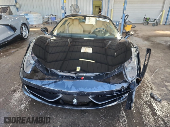 2013 Ferrari 458 Italia z VIN ZFF68NHA9D0194046, wystawiony jako Copart lot #43152325 z przebiegiem 19 299 mil mil oraz Szkody całkowita. Historia ofert i sprzedaży dostępna na DreamBid. Obrazek 5.