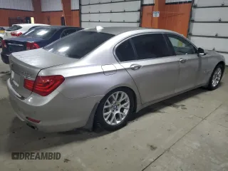 2010 BMW 7 Series 750Li xDrive z VIN WBAKC8C5XAC431447, wystawiony jako Copart lot #81781184 z przebiegiem 241 753 mil mil oraz Czysty tytuł • Clean title. Historia ofert i sprzedaży dostępna na DreamBid. Obrazek 3.