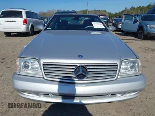 2001 Mercedes-Benz SL-Class with VIN WDBFA68F31F197746, listed as a IAAI auction lot 41493246 with 146,393 mi miles. Bid and sale history available at carsss.com. Image 12.