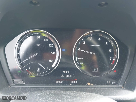2019 BMW X1 xDrive28i with VIN WBXHT3C51K5L90571, listed as a IAAI auction lot 41909209 with 35,902 mi miles. Bid and sale history available at carsss.com. Image 7.
