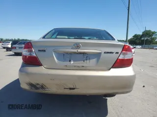 2004 Toyota Camry LE z VIN 4T1BE32K94U366012, wystawiony jako Copart lot #57884305 z przebiegiem 155 900 mil mil oraz Czysty tytuł • Clean title. Historia ofert i sprzedaży dostępna na DreamBid. Obrazek 6.