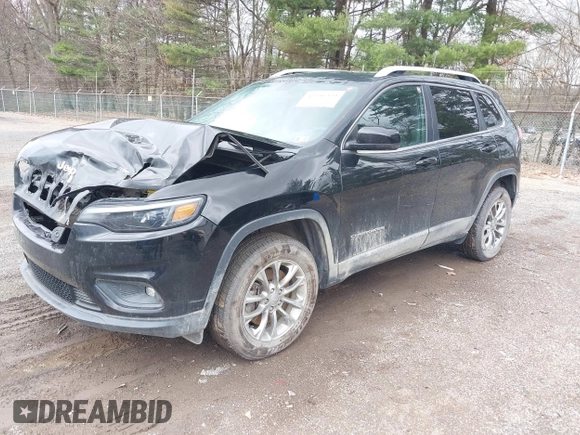 2019 Jeep Cherokee Latitude Plus with VIN 1C4PJMLB1KD237138, listed as a IAAI auction lot 41956339 with 81,180 mi miles. Bid and sale history available at carsss.com. Image 17.