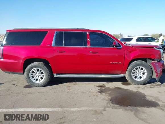 2015 GMC Yukon XL SLT with VIN 1GKS2HKC0FR585406, listed as a IAAI auction lot 41412441 with 210,321 mi miles. Bid and sale history available at carsss.com. Image 13.