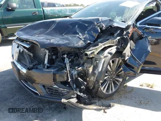 2019 Lincoln MKZ Reserve with VIN 3LN6L5EC8KR629330, listed as a IAAI auction lot 42322134 with Not provided miles and . Bid and sale history available at DreamBid. Image 6.