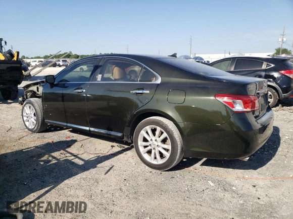 2010 Lexus ES 330 z VIN JTHBK1EG7A2402648, wystawiony jako Copart lot #56504325 z przebiegiem 101 672 mil mil oraz Szkoda całkowita • Salvage title. Historia ofert i sprzedaży dostępna na DreamBid. Obrazek 2.