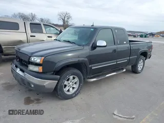 2004 Chevrolet Silverado 1500 with VIN 1GCEK19T54E185903, listed as a IAAI auction lot 41393916 with 208,422 mi miles and . Bid and sale history available at DreamBid. Image 2.