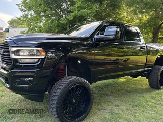 2024 Ram 2500 Laramie with VIN 3C6UR5FL9RG117209, listed as a Copart auction lot 64696495 with 47,038 mi miles and Clean title. Bid and sale history available at DreamBid. Image 2.