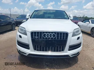 2015 Audi Q7 Premium Plus with VIN WA1LGAFE1FD016429, listed as a IAAI auction lot 42453301 with 123,139 mi miles and . Bid and sale history available at DreamBid. Image 11.