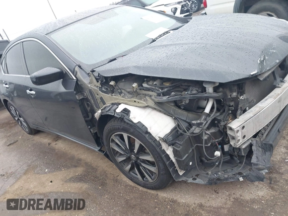 2017 Nissan Altima SV with VIN 1N4AL3AP9HC495694, listed as a IAAI auction lot 41097593 with 83,956 mi miles and . Bid and sale history available at carsss.com. Image 1.