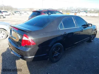 2011 Ford Fusion SE with VIN 3FAHP0HA4BR265217, listed as a IAAI auction lot 41819636 with 214,164 mi miles. Bid and sale history available at carsss.com. Image 4.