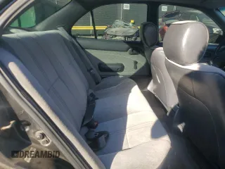 1995 Geo Prizm z VIN 1Y1SK5261SZ077665, wystawiony jako Copart lot #76863434 z przebiegiem 176 535 mil mil oraz Szkody całkowita. Historia ofert i sprzedaży dostępna na DreamBid. Obrazek 10.