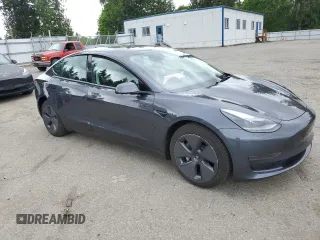 2023 Tesla Model 3 z VIN 5YJ3E1EA7PF683249, wystawiony jako Copart lot #56234465 z przebiegiem 9 494 mil mil oraz Szkoda całkowita • Salvage title. Historia ofert i sprzedaży dostępna na DreamBid. Obrazek 4.
