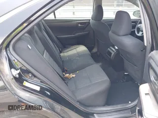 2015 Toyota Camry XLE z VIN 4T1BF1FK3FU089923, wystawiony jako IAAI lot #42285166 z przebiegiem 109 631 mil mil oraz . Historia ofert i sprzedaży dostępna na DreamBid. Obrazek 8.