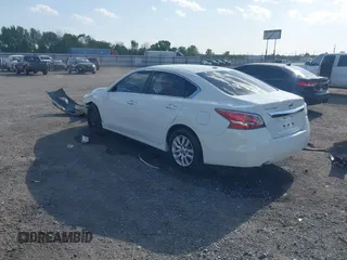 2015 Nissan Altima 2.5 S with VIN 1N4AL3AP9FN387190, listed as a IAAI auction lot 41988478 with 103,694 mi miles. Bid and sale history available at carsss.com. Image 3.