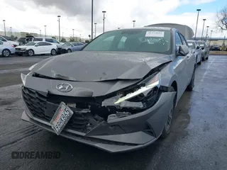 2022 Hyundai Elantra Blue z VIN KMHLM4AJ9NU031372, wystawiony jako IAAI lot #41524681 z przebiegiem 69 060 mil mil oraz . Historia ofert i sprzedaży dostępna na DreamBid. Obrazek 6.