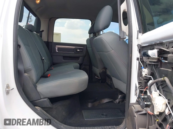 2017 Ram 2500 SLT with VIN 3C6UR5DL8HG551588, listed as a IAAI auction lot 42216223 with 125,891 mi miles and . Bid and sale history available at DreamBid. Image 8.