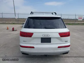 2017 Audi Q7 Prestige with VIN WA1VAAF79HD024096, listed as a IAAI auction lot 41576178 with 132,832 mi miles. Bid and sale history available at carsss.com. Image 16.