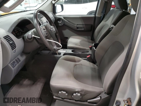 2014 Nissan Xterra X with VIN 5N1AN0NW8EN811098, listed as a Copart auction lot 54753235 with 124,741 mi miles and Clean Title. Bid and sale history available at DreamBid. Image 7.