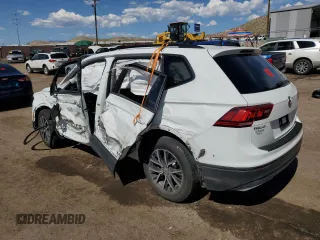 2021 Volkswagen Tiguan S z VIN 3VV1B7AX8MM065752, wystawiony jako Copart lot #62013905 z przebiegiem Nie podano mil oraz Szkoda całkowita • Salvage title. Historia ofert i sprzedaży dostępna na DreamBid. Obrazek 2.