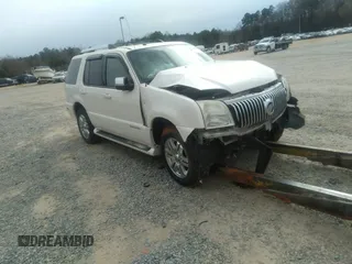 2007 Mercury Mountaineer Premier with VIN 4M2EU48817UJ05008, listed as a IAAI auction lot 41720360 with 126,200 mi miles. Bid and sale history available at carsss.com. Image 1.