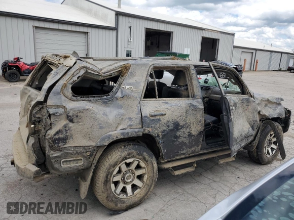2020 Toyota 4Runner SR5 with VIN JTEBU5JR7L5767063, listed as a Copart auction lot 57969085 with Not provided miles and Salvage title. Bid and sale history available at DreamBid. Image 3.