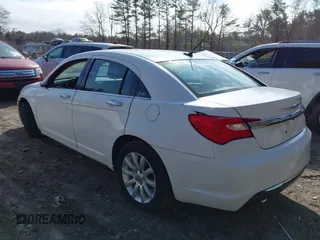 2014 Chrysler 200 Limited with VIN 1C3CCBCG2EN135312, listed as a IAAI auction lot 41787181 with 129,688 mi miles. Bid and sale history available at carsss.com. Image 3.