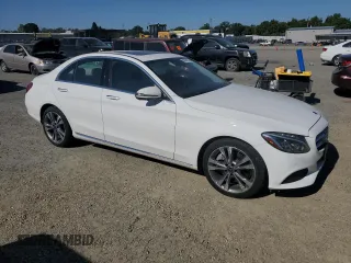 2018 Mercedes-Benz C 300 with VIN 55SWF4JB0JU261517, listed as a Copart auction lot 55634265 with 75,945 mi miles and Salvage title. Bid and sale history available at DreamBid. Image 4.