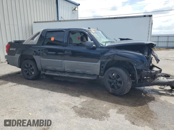 2005 Chevrolet Avalanche Z71 with VIN 3GNEK12Z95G259632, listed as a Copart auction lot 70786614 with 0 mi miles and Non Repairable. Bid and sale history available at carsss.com. Image 4.