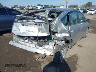 2008 Toyota Prius with VIN JTDKB20U283346854, listed as a IAAI auction lot 41443147 with 175,830 mi miles. Bid and sale history available at carsss.com. Image 4.