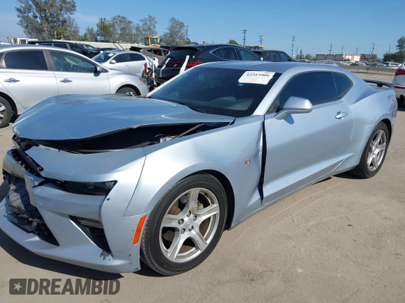 2017 Chevrolet Camaro 1LT z VIN 1G1FB1RS0H0146367, wystawiony jako IAAI lot #42343908 z przebiegiem 82 747 mil mil oraz . Historia ofert i sprzedaży dostępna na DreamBid. Obrazek 2.