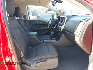 2020 GMC Canyon 2WD SLE with VIN 1GTG5CEN5L1120042, listed as a IAAI auction lot 41646040 with 66,787 mi miles. Bid and sale history available at carsss.com. Image 5.