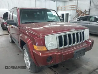 2007 Jeep Commander Sport with VIN 1J8HG48K97C518217, listed as a IAAI auction lot 42124862 with 198,371 mi miles. Bid and sale history available at carsss.com. Image 1.