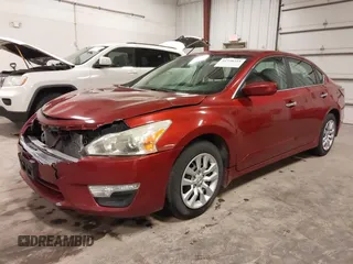 2015 Nissan Altima 2.5 SV with VIN 1N4AL3APXFC117008, listed as a IAAI auction lot 41938241 with 121,549 mi miles. Bid and sale history available at carsss.com. Image 21.