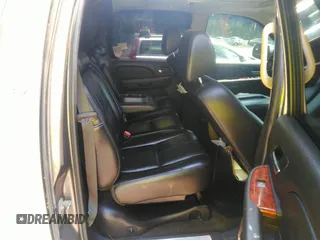 2007 Chevrolet Avalanche 3LT with VIN 3GNFK12397G266261, listed as a IAAI auction lot 42304396 with 187,573 mi miles and . Bid and sale history available at DreamBid. Image 8.