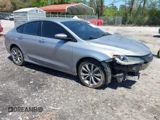 2015 Chrysler 200 S z VIN 1C3CCCBG5FN600030, wystawiony jako IAAI lot #41996853 z przebiegiem 139 532 mil mil oraz . Historia ofert i sprzedaży dostępna na DreamBid. Obrazek 1.