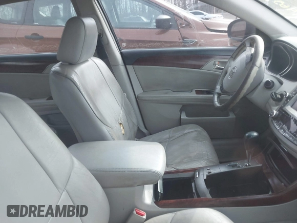 2011 Toyota Avalon with VIN 4T1BK3DB8BU380082, listed as a IAAI auction lot 41619658 with Not Provided miles and . Bid and sale history available at DreamBid. Image 5.