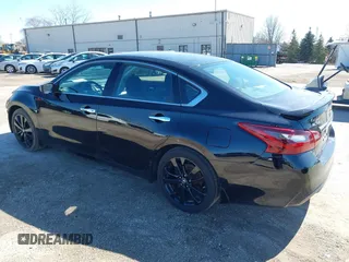 2017 Nissan Altima SV with VIN 1N4AL3AP6HC477699, listed as a IAAI auction lot 41818264 with 117,732 mi miles and . Bid and sale history available at DreamBid. Image 3.